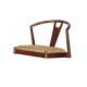 Марк и стул в комнате (ореховый цвет+кофейный хлопок и белье)
