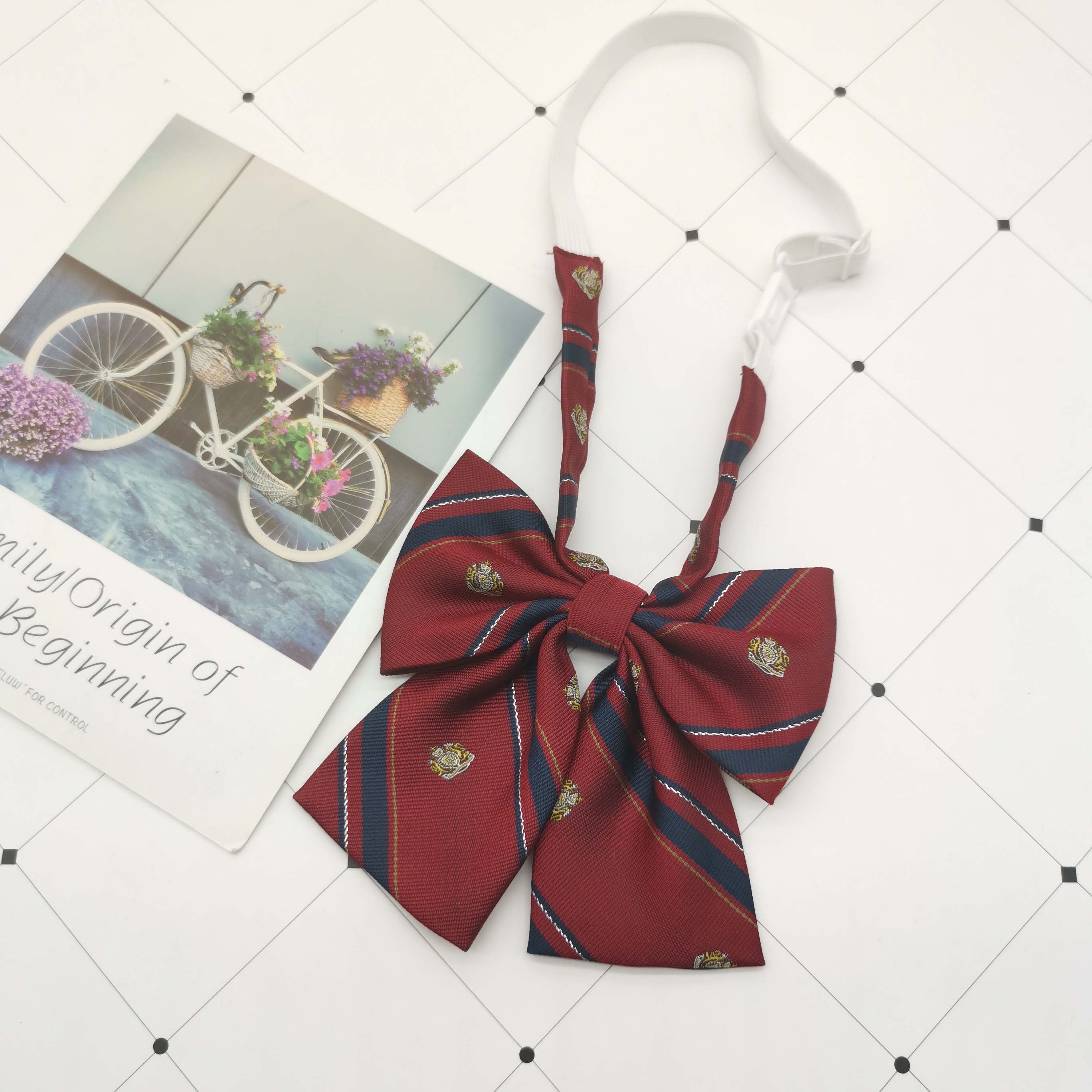 12 * 12Cm Flat Bow Tie【 Silver wire Wine red an crown 】 Bow tie JK uniform collar isignina solar system Academic atmosphere Sailor suit necktie men and women suit