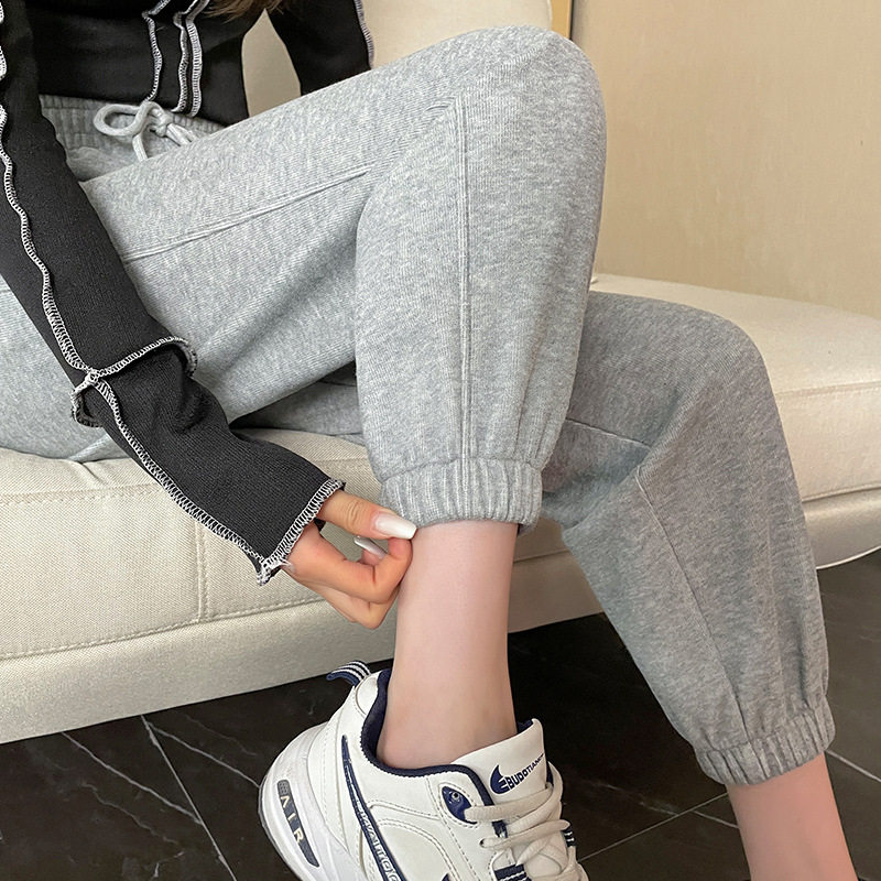 黑色哈伦裤女春秋款显瘦宽松卫裤夏季休闲运动裤大码加绒束脚裤子