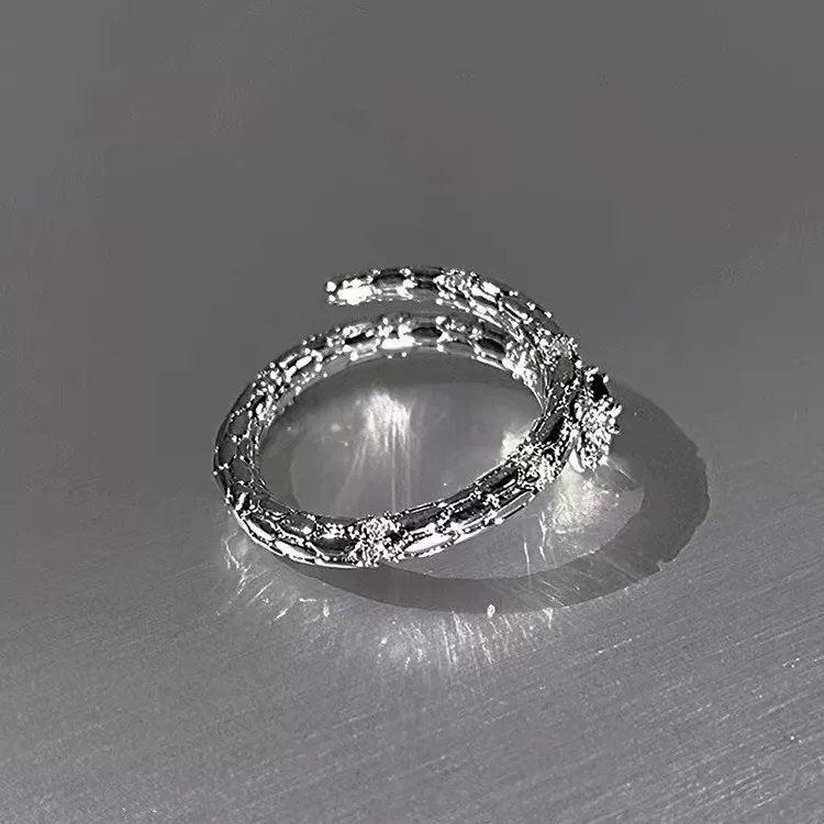 Small design ring, fashionable accessory, light luxury style, high-quality style, for beloved, simple and elegant design, on index finger