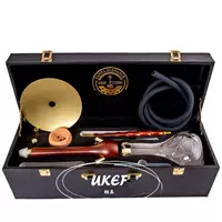 Большой деревянный чемодан, коробка