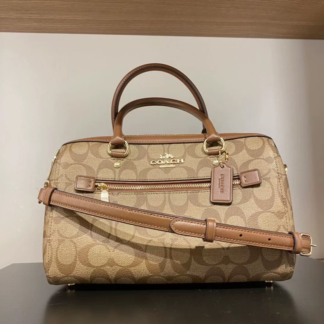 Co ?? Ach/Kou ?? Ms. Chi Shoulder Bag New Pillow Pack Rowan Boston Crossbody Bag