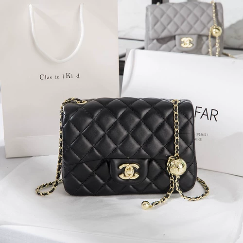 Chanel, подарочная коробка, цепь, на цепочке