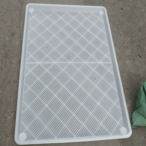 Пластиковые бляшки из шелкового червя питают шелкочный шелкочный шелкочный червя, большой шелкорный червя, коэффициенты, фермеры, шелковые черви легко очистить, дезинфекция, санитарный корм для шелкота, долговечный