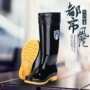 Giày đi mưa cho nam dành cho người lớn Giày ống nước cao, giày chống trơn trượt giày nam chống nước