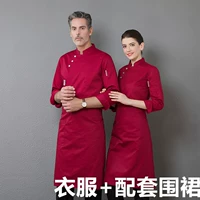 Красный лонгслив, фартук