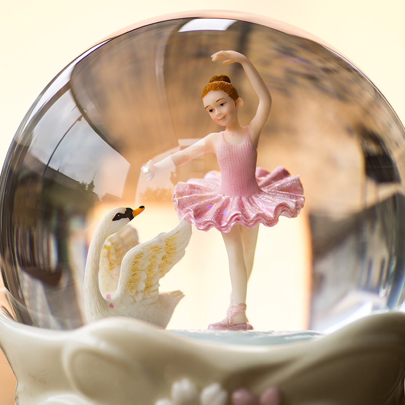 水晶球八音盒芭蕾舞女孩，音乐盒生日礼物送女生