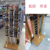 Деревянный стенд, солнцезащитные очки