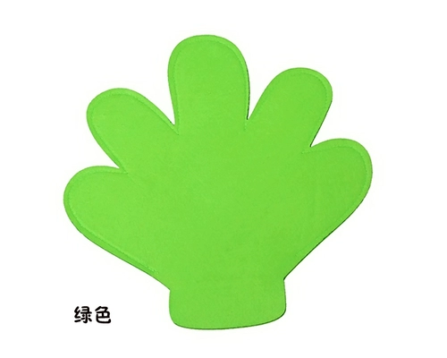 Детские руки, держащие танцевальные реквизиты La La La La La La La Teams, церемония открытия команды Properra, командная гимнастика