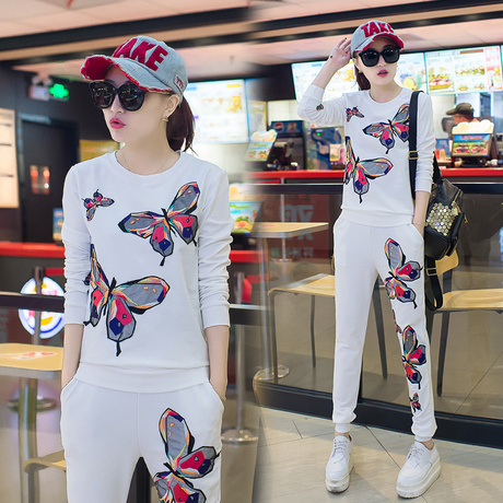 2017秋季新款刺绣蝴蝶圆领长袖休闲运动服两件套休闲运动套装