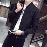 Áo khoác đẹp trai đẹp trai áo khoác màu đen Hàn Quốc phiên bản của xu hướng áo len 2018 mùa xuân phần mỏng áo khoác thanh niên Harajuku thủy triều quần áo áo trung niên