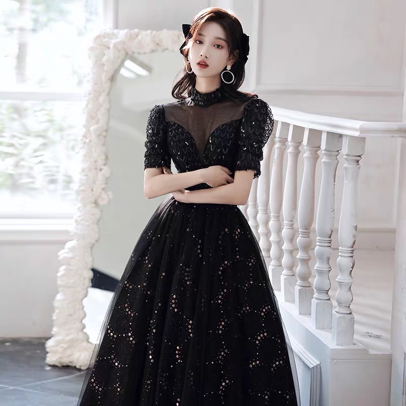 Evening dress, autumn long small princess costume, black skirt, 2021 collection, fitted Evening dress, autumn long small princess costume, black skirt, 2021 collection, fitted