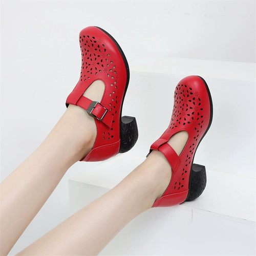 Белые туфли, обувь для кожаной обуви, летние танцующие сапоги для матери, мягкая подошва, из натуральной кожи, большой размер