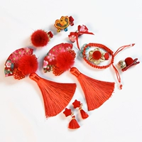 Десять наборов в форме красного вентилятора