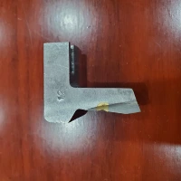 Внутренний слайд -лезвие H -обработка