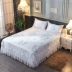 Châu âu băng lụa mat với giường váy phần ba mảnh đặt 1.8 m mùa hè ren giường bìa có thể giặt gấp giường bìa mat