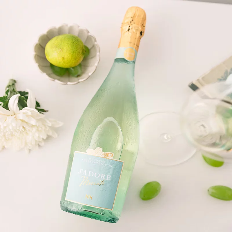 Итальянская оригинальная бутылка вина Eina Sweet Sweet High Publisa Moscato Moscat's Publisa Sweet Sweet Wine