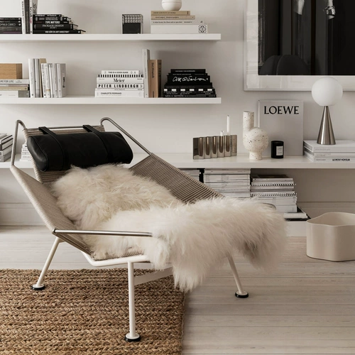 Северный балкон -балкон датский диван -стул одно повседневное кресло простая дизайнерская мебель на открытом воздухе.