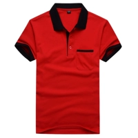 Красный с черным воротником и карманами.