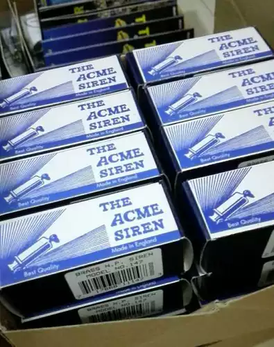 Британский свисток свисток сирену тысячи миль один на высоком складе Кенку свистка робот звук