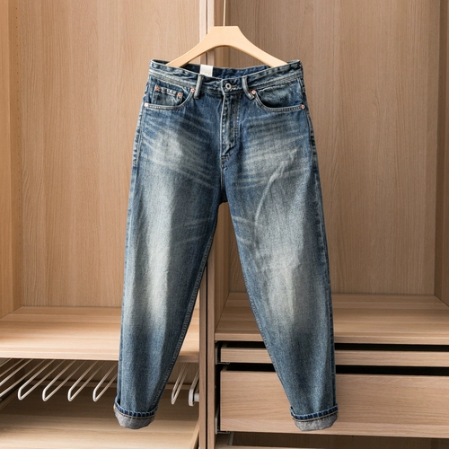 Осенние модные ретро джинсы, Италия