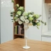 Yuemu Retro Old White Rubbing Golden Horn Hoa cao chân Weng Tiệc cưới Hoa Bàn Hoa Flower Vase - Vase / Bồn hoa & Kệ