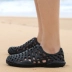 Mùa hè thanh niên dép của nam giới dép nhựa học sinh trung học bãi biển nhựa giày lỗ thể thao giản dị baotou dép đi trong nhà giày nam đẹp 2021 Sandal