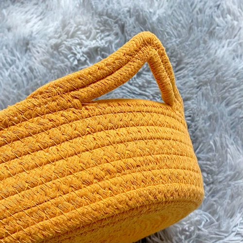 Pure Cotton Line готовит небольшую корзину имбирного и кошачьего милого мультипликационного стола для хранения настольных компьютеров, чтобы поместить ключ для завершения хранения