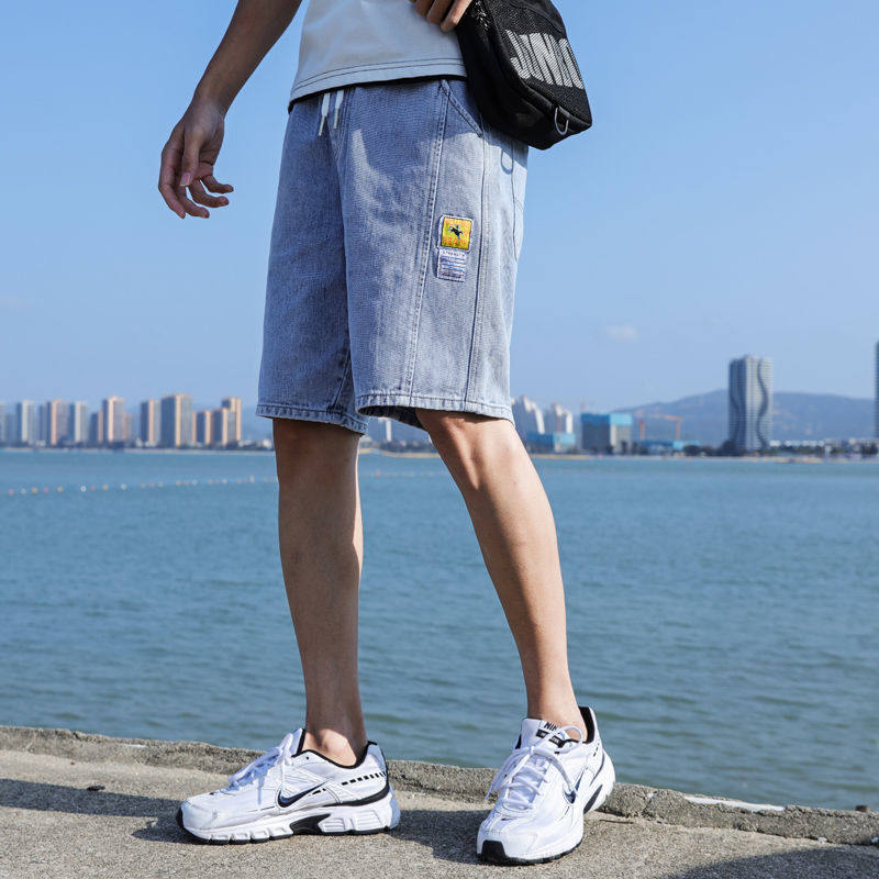 Men's summer thin, loose, straight-leg Korean style trendy casual wear 5-inch summer mid-length jeans