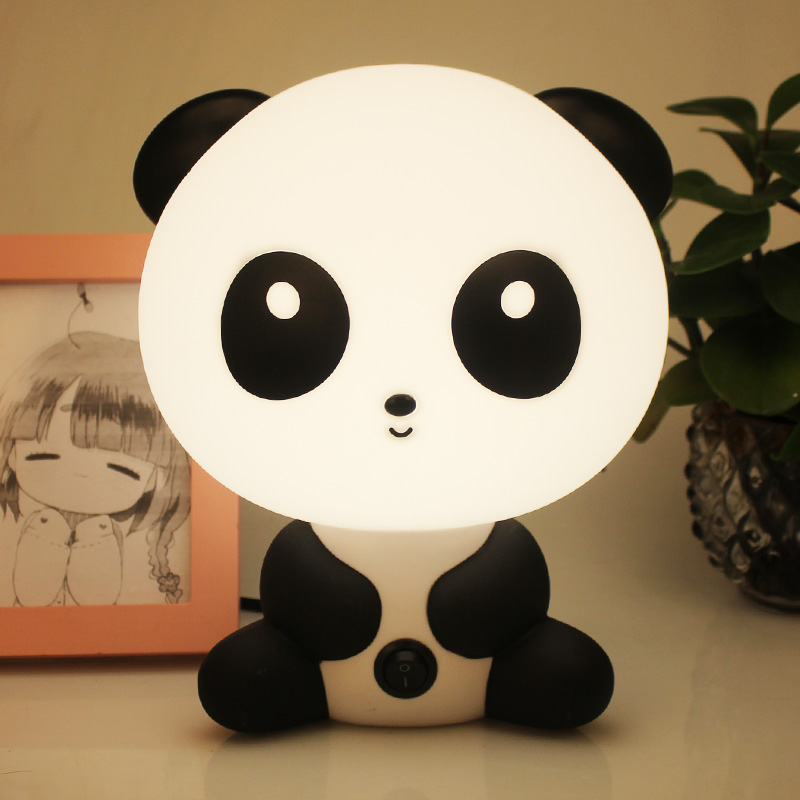Creative Cartoon Cute Energy Table lamp Gift Panda Child House Bedroom Insert Electricity Bedside lamp LED Light Light  创意卡通可爱节能台灯礼品熊猫儿童房卧室插电床头灯LED灯小夜灯 สร้างสรรค์การ์ตูนน่ารักโคมไฟประหยัดพลังงานของขวัญแพนด้าห้องนอนเด็กห้องนอนปลั๊กโคมไฟข้างเตียงไฟ LED ไฟกลางคืน
