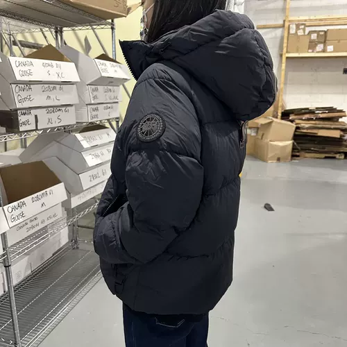 Canada Goose Короткий пуховик, куртка, 11.10м