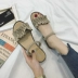 Một đôi giày mặc phẳng dép của phụ nữ 2018 mùa hè mới Hàn Quốc phiên bản của các sinh viên hoang dã mặc dép và dép cung