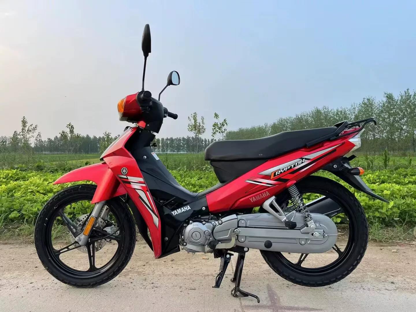 Б/у Yamaha C8 Candid Beam Мотоциклетное транспортное средство Saichi 110 Проглатывание топлива 125 помощь автомобиль оригинал подлинный