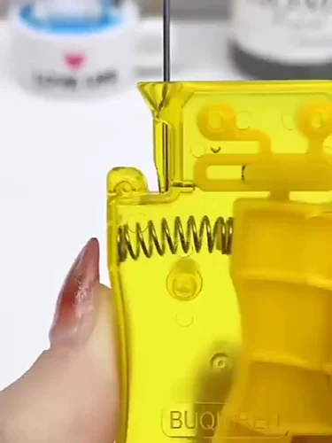 Быстро проникнуть в проникновение игольного лидера автоматического проникновения в вспомогательный инструмент шитья проникновения.