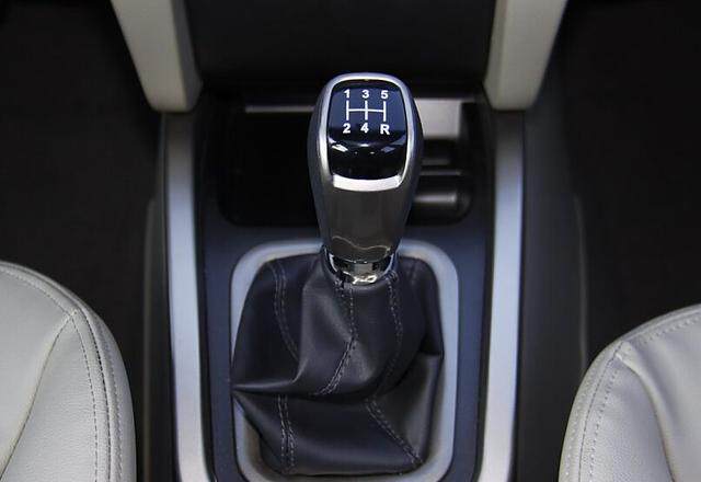 手动挡踩离合换挡太麻烦教你一招不用踩