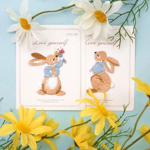 Мультфильм милый маленький кролика вышивка гладила наклейка iPad Shell Muji Bag Decoration Sticker. Универсальный патч