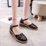 Летняя обувь в английском стиле, сандалии на платформе, сезон 2021