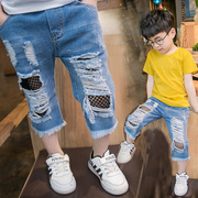 Trẻ em nam jeans lỗ set 2018 mùa hè mới triều thời trang trẻ em cắt quần bé cotton ngắn tay áo