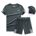 Thể thao mới phù hợp với nam giới mùa hè buổi sáng chạy quần áo giản dị quần áo tập thể dục bóng đá quần áo đào tạo thoáng khí T 桖 ngắn tay quần short