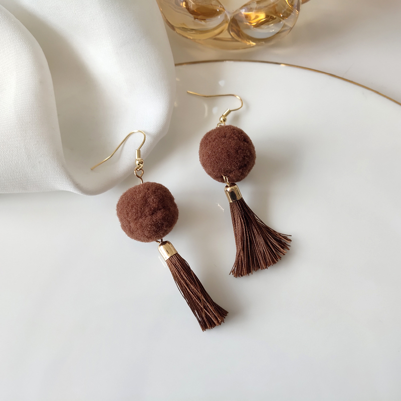 WathetSpecial Offer feedback temperament Spring and summer new pattern love Pearl Earrings Sweet Versatile Earrings Collection girl Ear Studs Ear clip