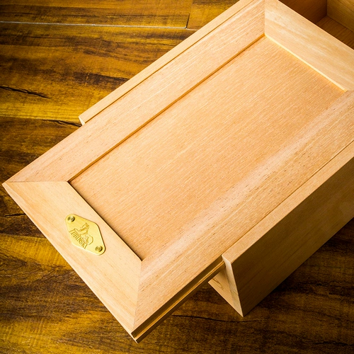 Увлажняющая коробка с сигаром Любински без краски Испания Импортированная кедриол питательская коробка высокая кубинская кубинская посуда