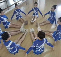 Женская модель с полной тренировкой