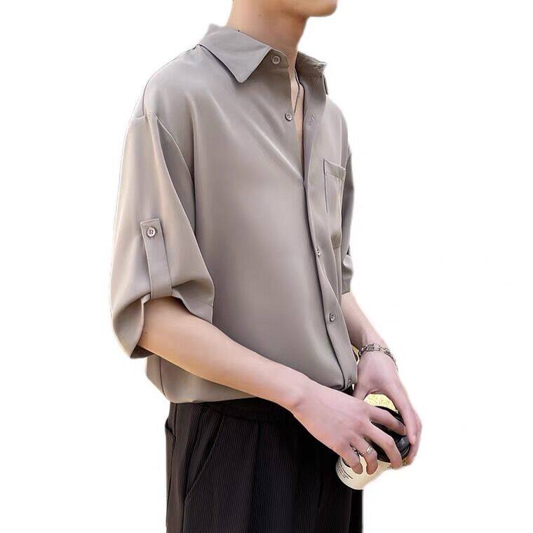 A light-mature and stylish men's short-sleeved Korean style trendy Instagram three-quarter sleeve shirt, a loose and high-end summer top Item Picture