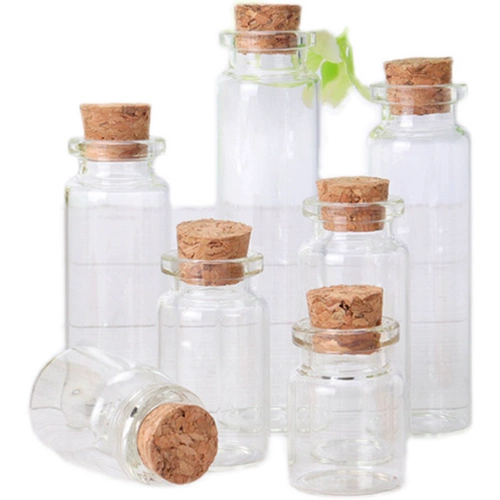 Маленькая прозрачная радужная бутылка для плавания