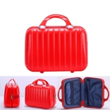 Красный чемодан, коробка для невесты