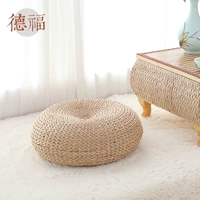 Японская стиль соломенная подушка и густой круглой чайной
