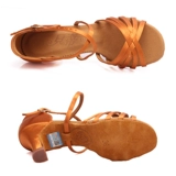 Бетти женская латиноамериканская танце