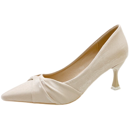 Белая обувь на высоком каблуке, туфли, подходит с юбкой, юбка, французский стиль, коллекция 2022, против усталых ног