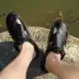 Spider King 2019 đôi giày nam mùa hè mới dành cho nam Giày da lỗ thông thường Giày dép Baotou thời trang nửa dép - Sandal bitis hunter nam Sandal