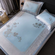 Kháng khuẩn mite mat 1,8m giường đôi mềm mại mùa hè đơn có thể gập lại giặt 1,5m băng lụa ba mảnh - Thảm mùa hè